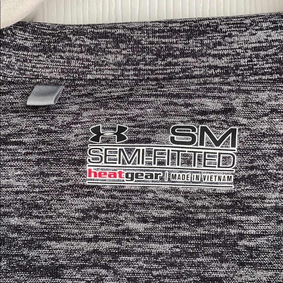 Quarter Zip Semi-Fitted Under Armour Gray Pullover - Picture 3 of 8